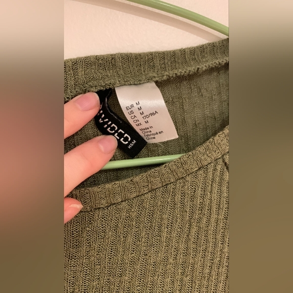 H&M Blouse Size M - Picture 2 of 2